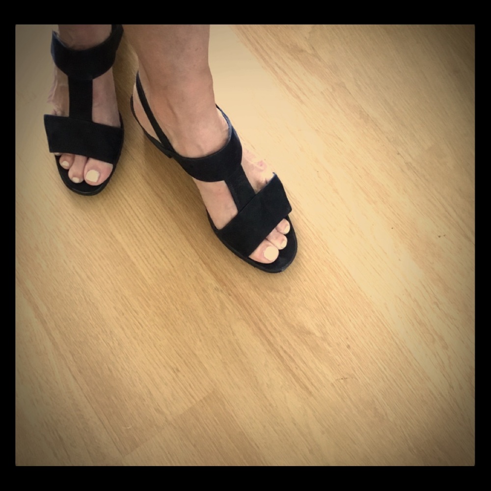 Andre Assous Sandals Black Suede Sz 9